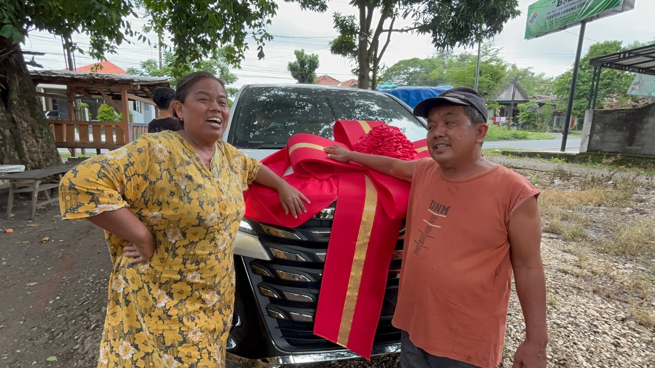 HASIL DARI PERJUANGAN 8TAHUN EM LE NDUK KEBAYAR KARO MOBIL IKI-nek neng bali mak e pak e jak yo🤭😆😍🥰👏