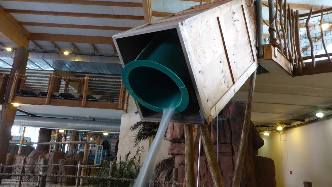 Chute Cascade :: Pelikan-Tauchrutsche | Aquaparc Le Bouveret