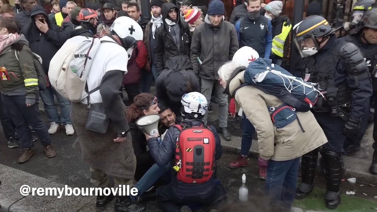 &laquo;Des grenades de d&eacute;sencerclement.. &agrave; deux m&egrave;tres...Bandes de merdes..&raquo; #Acte53