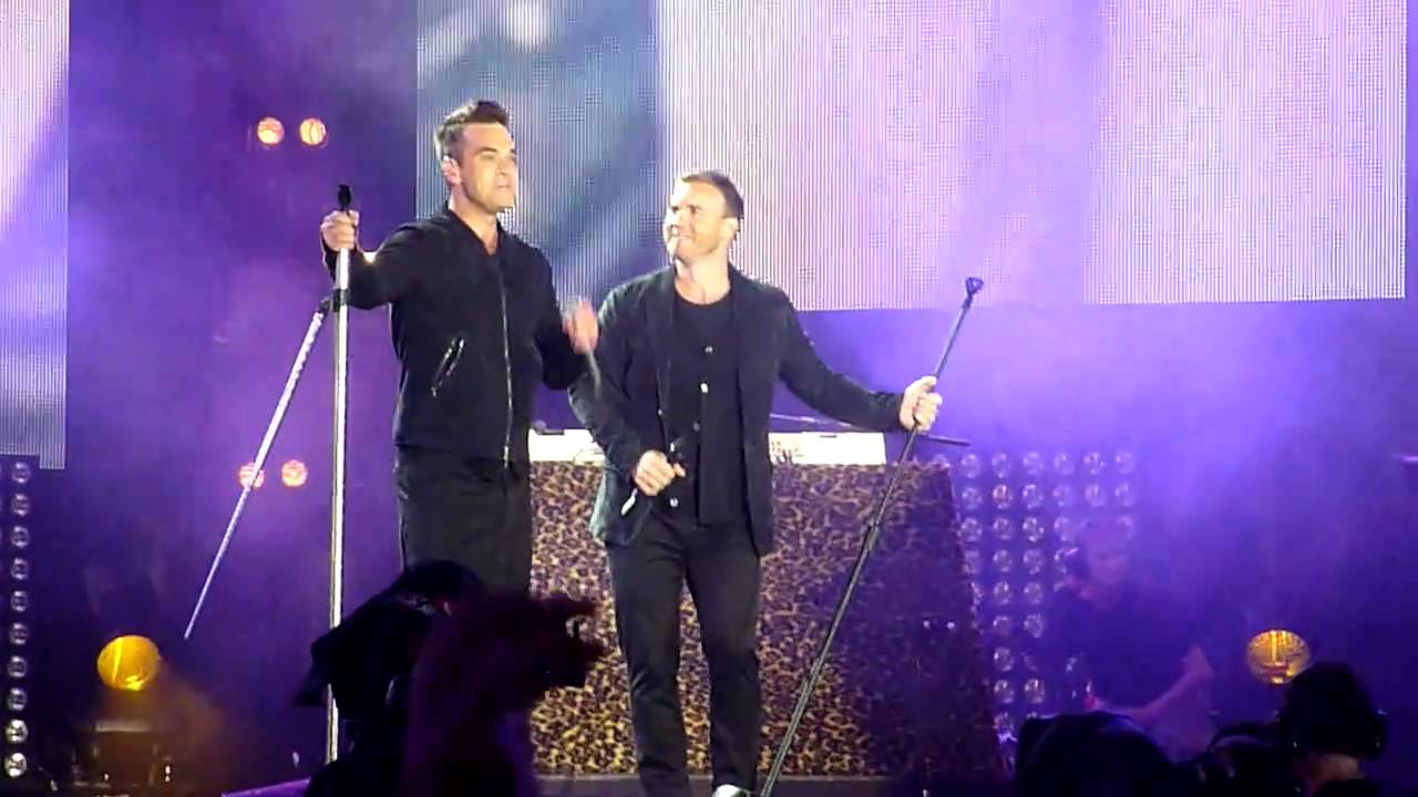 Robbie Williams & Gary Barlow - Shame @ Help for Heroes Concert London 12/9/2010