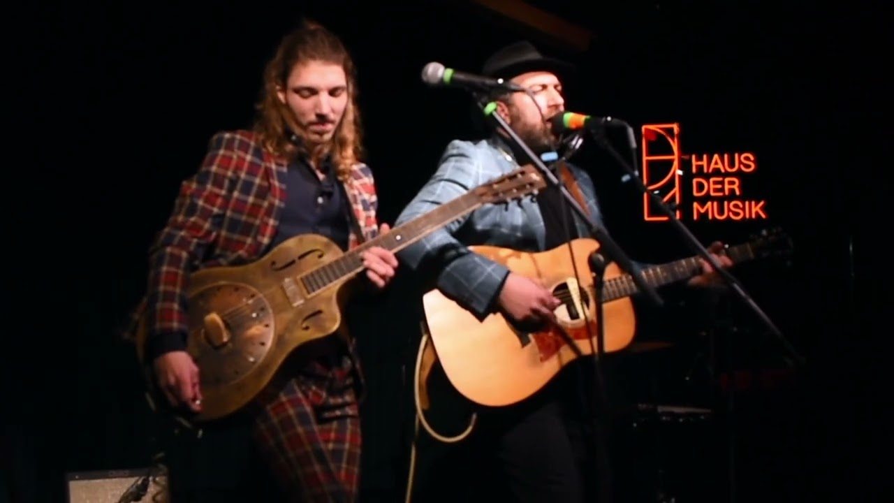 Daniel Tortoledo & The Sound Machine |  Restless Days (House of Music)