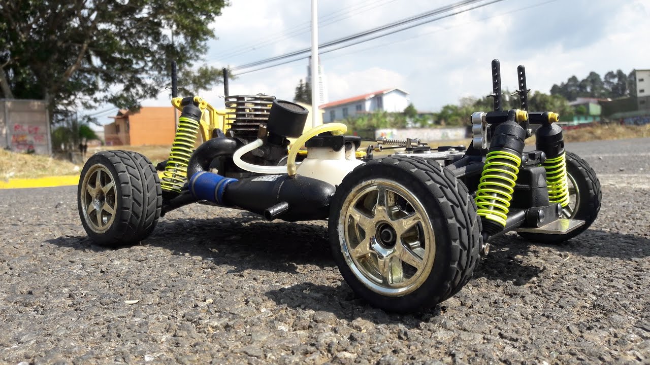 Thunder Tiger SSR 4WD nitro RC car Fix,  Tune Up and Run (Part 2 of 2)