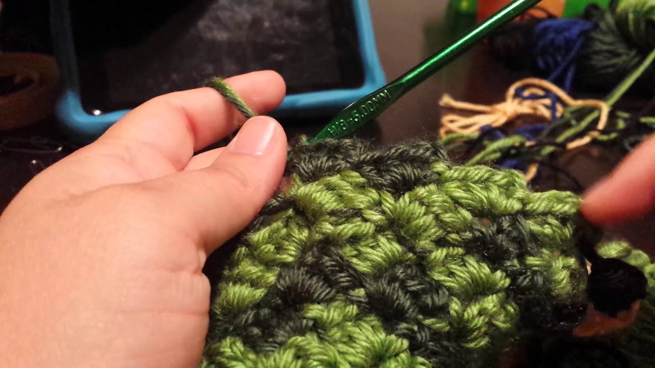 Carrying yarn in c2c graphgan