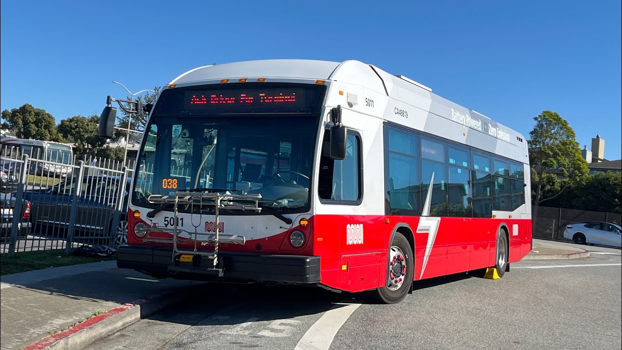 ⁴ᴷ⁶⁰ SF MUNI 2023 Nova Bus LFSe+ #5011 on 58 Lake Merced