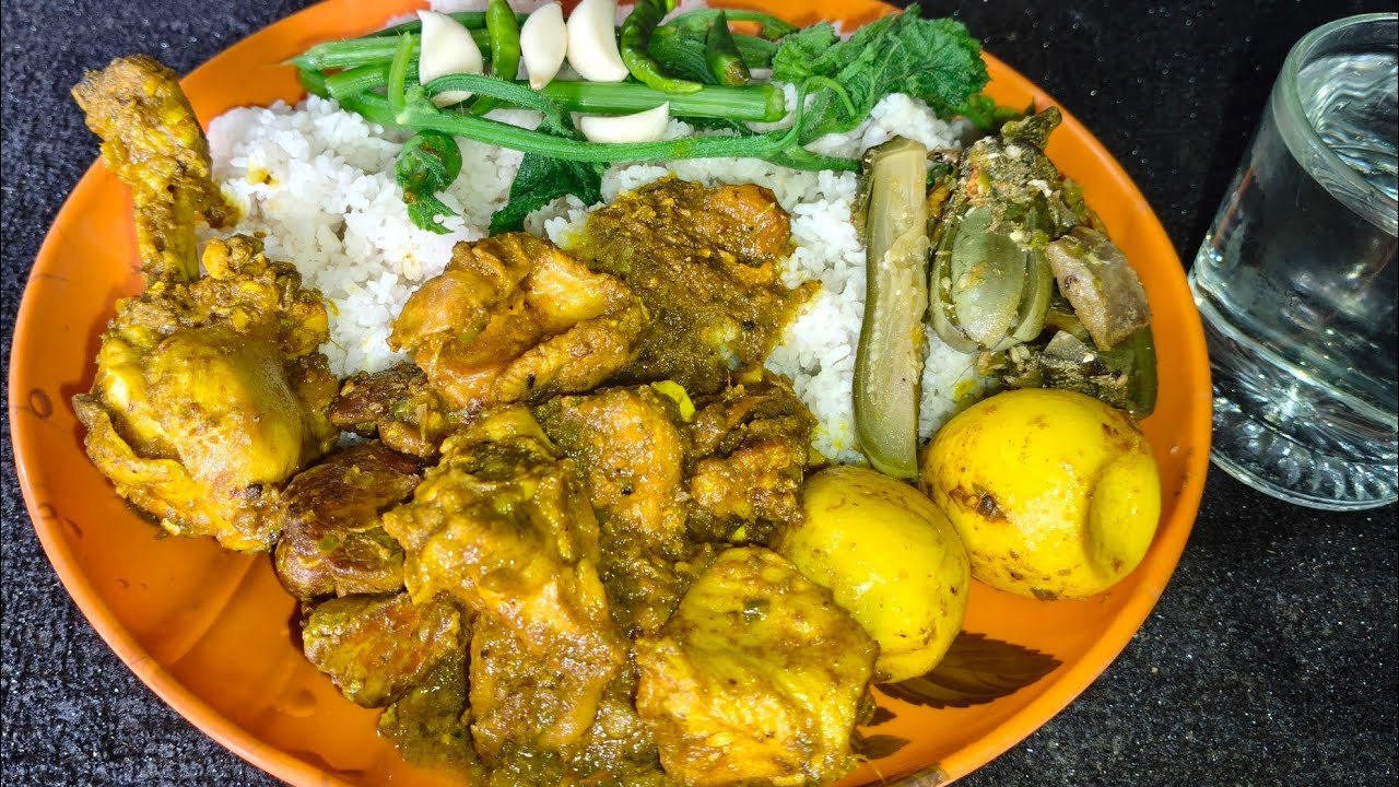 Today very special chicken 🍗 Eggs pumpkin vegetable brinjal Tomato spicy Tripura traditional food 
