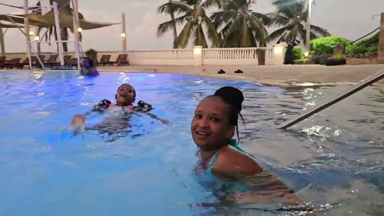 DAY ONE IN MOMBASA. BEAUTIFUL VOYAGER BEACH RESORT!