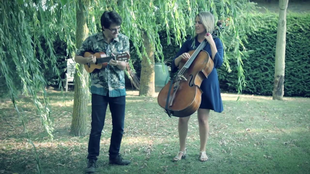 Guillem Roma & Marta Roma - Alguna cosa se'ns està escapant (Versió Jardí)