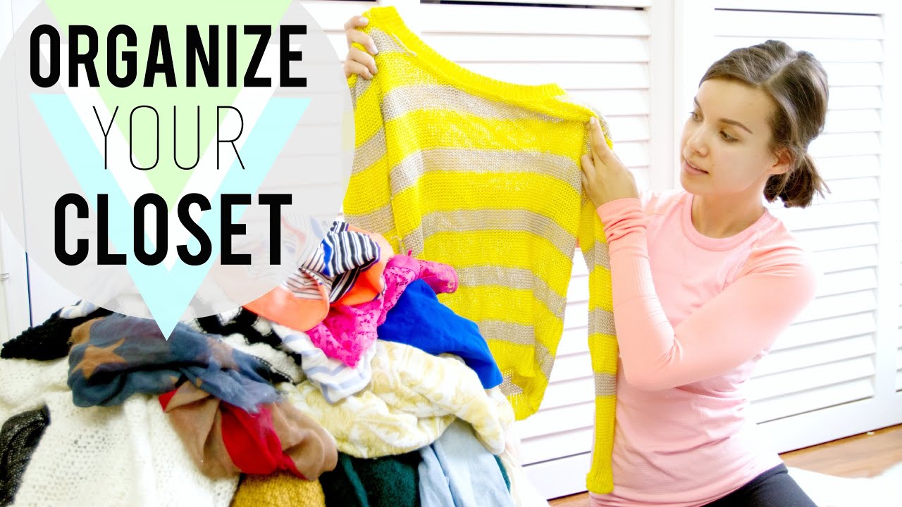 Living With Less: Closet Organization
