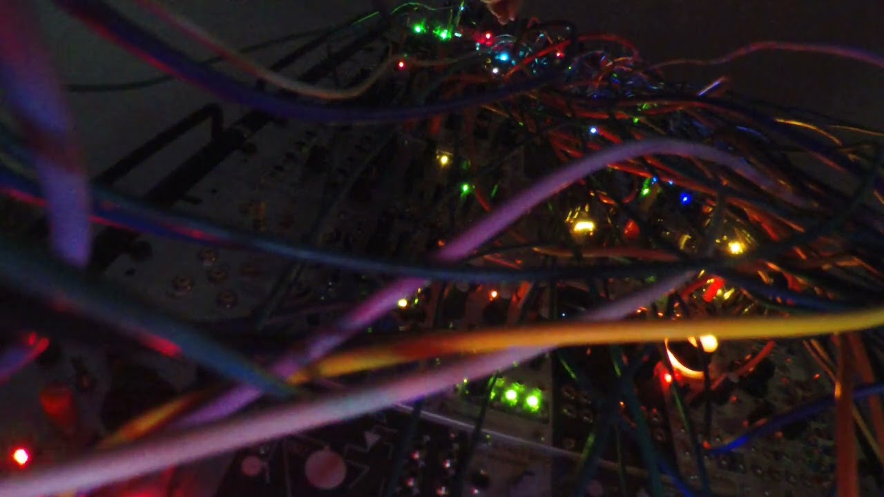 House Eurorack #intellijel #mutableinstruments #addac #deephouse #xaocdevices #aclsinfonion