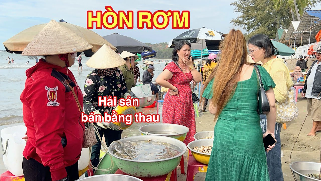 Hòn Rơm Phan Thiết Có Gì Mà Du Khách Nườm Nượp Kéo Về Tắm Biển Mua Hải Sản Rôm Rã Như Ngày Hội