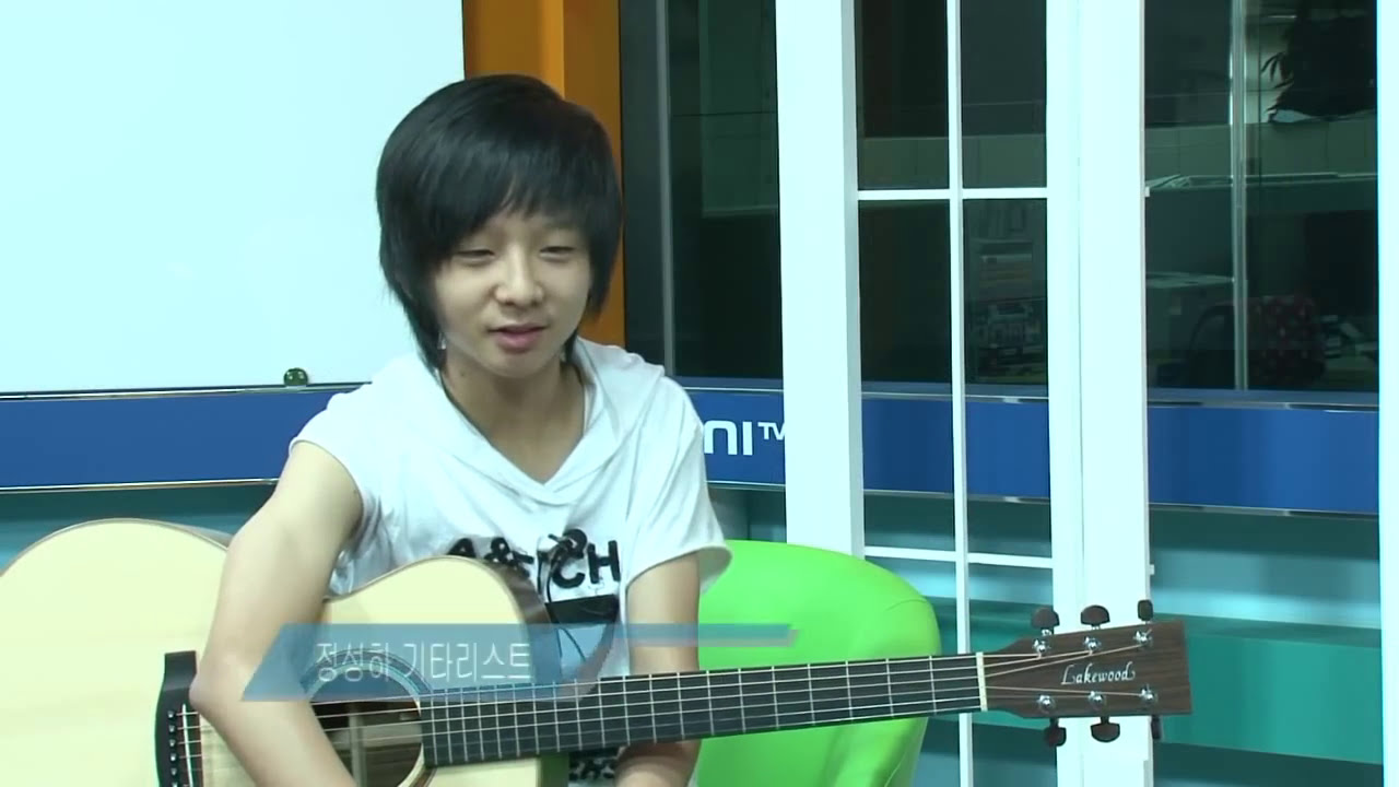 [인터뷰] 기타리스트 정성하... Perfect Blue, superstition- Sungha Jung
