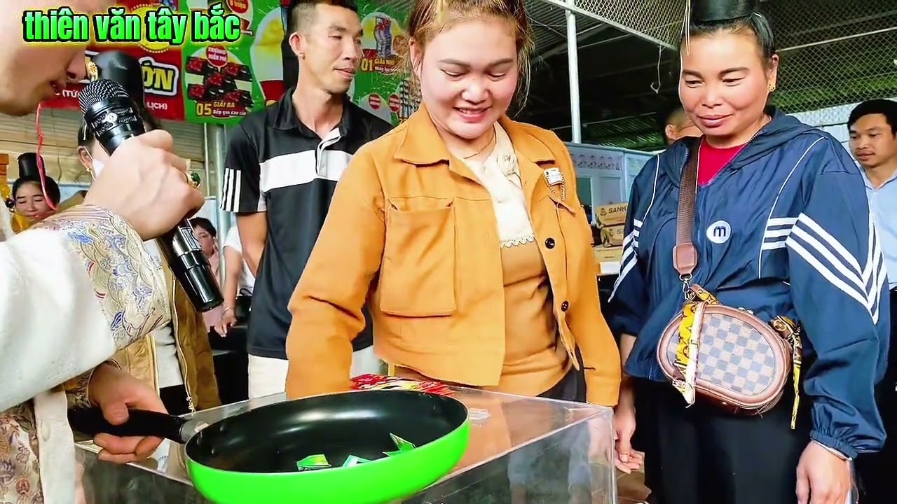khai xuân bốc thăm chúng thưởng , Điện máy Dũng khang muội nọi A