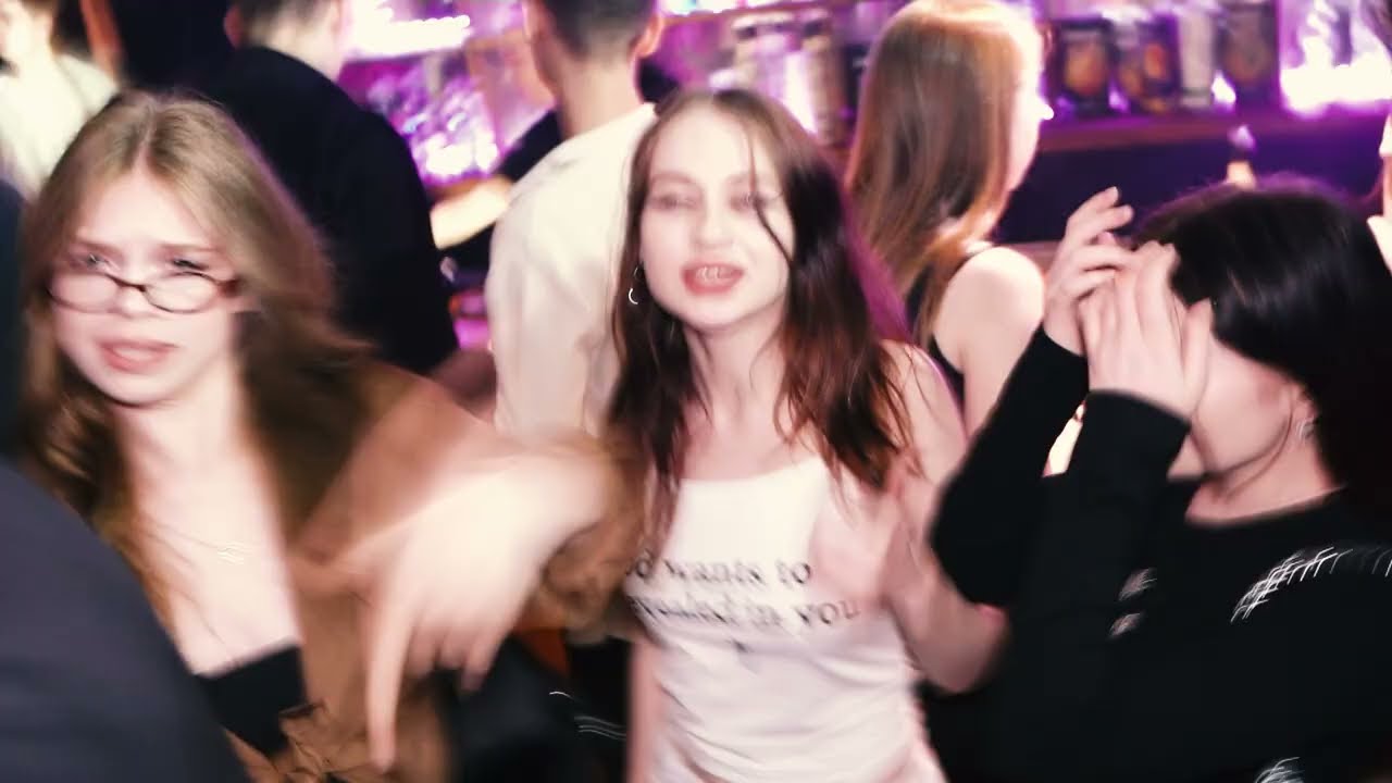 OPEN PARTY BACKSTAGE