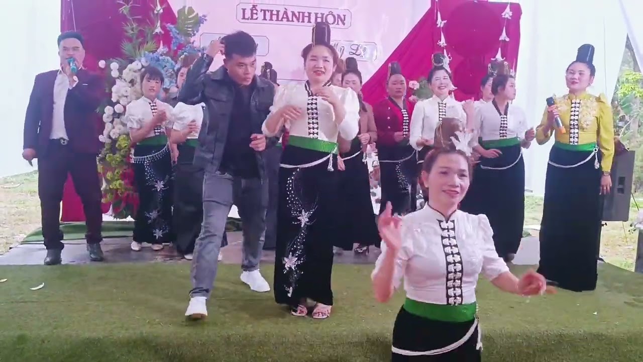 Hát múa thái tổng hợp rất hay pi nong au căn tọn phăng 