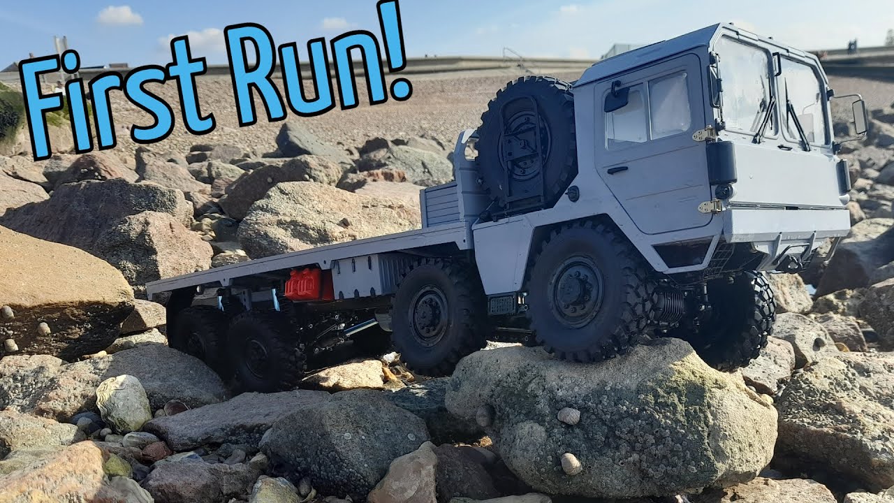 Cross Rc MC8 Beach Crawl!