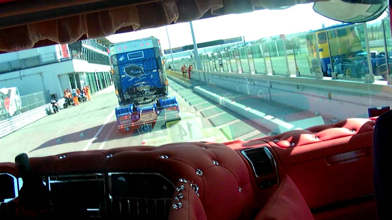 Raduno Misano sfilata Scania Acconcia