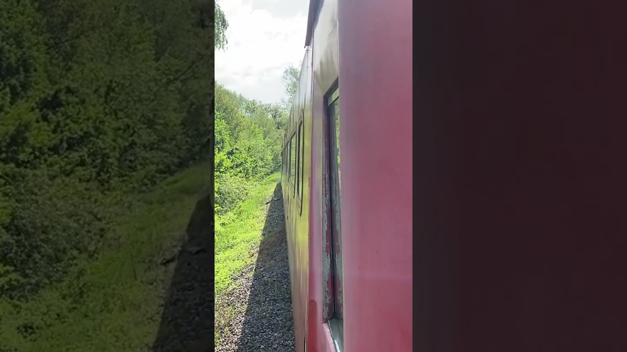 Onboard a MK3 LNER HST Coach at Colne Valley Railway.