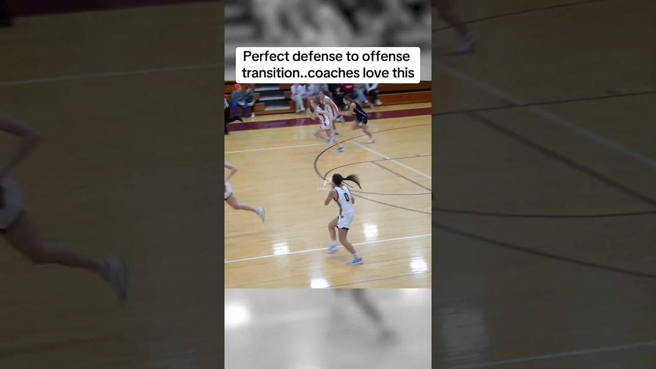 PERFECT DEFENSE TO OFFENSE TRANSITION...COACHES LOVE THIS #highschoolbasketball #basketballhighlight