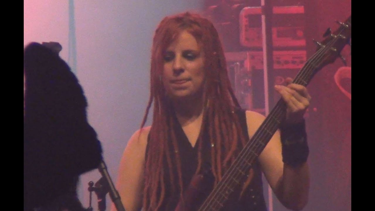 Equilibrium - Under der Eiche + Himmelsrand (Skyrim Theme) - Live Heidenfest 2013 - Paris