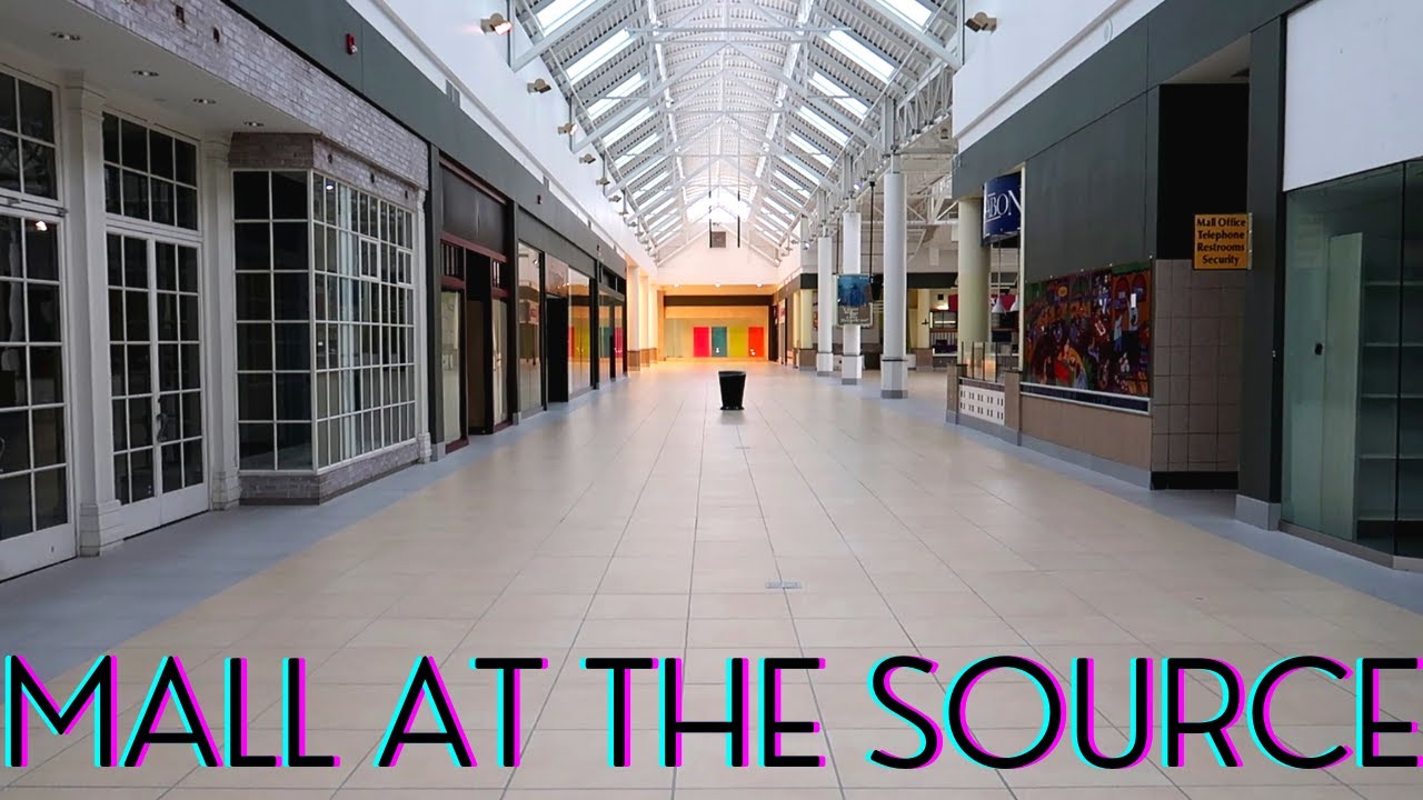 Торговый центр Relic Dead Mall 90-х годов — The Mall at the Source, Лонг-Айленд, штат Нью-Йорк