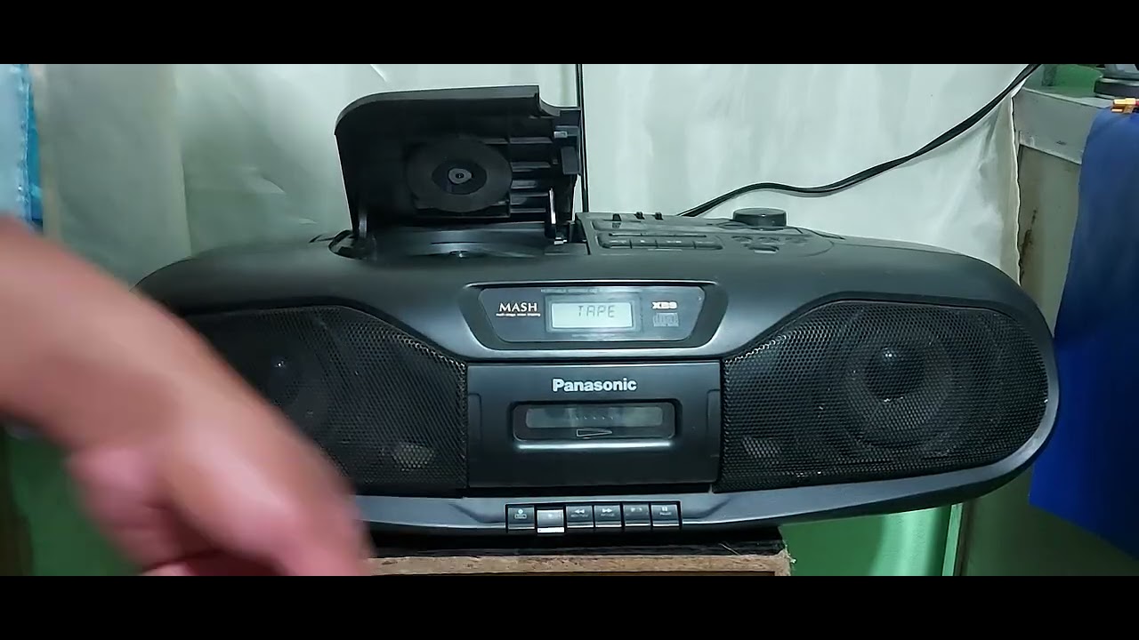 Panasonic Radio Grabadora Am/fm Cassete y CD RX-DS101