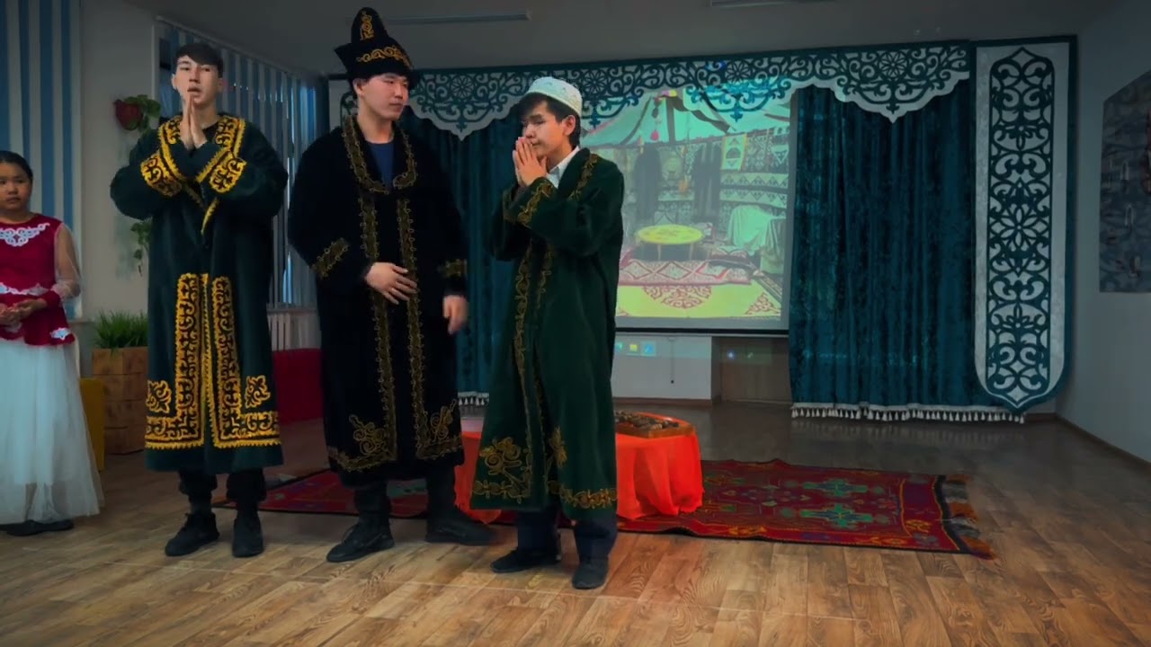 Көрініс:М. Шаханов 