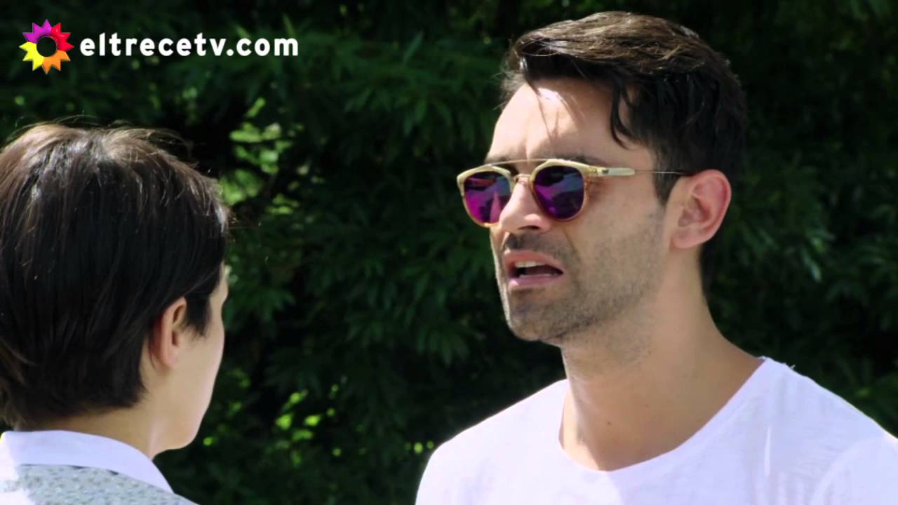 Agustín, envuelto de celos y de alcohol, enfrenta violento a Elena