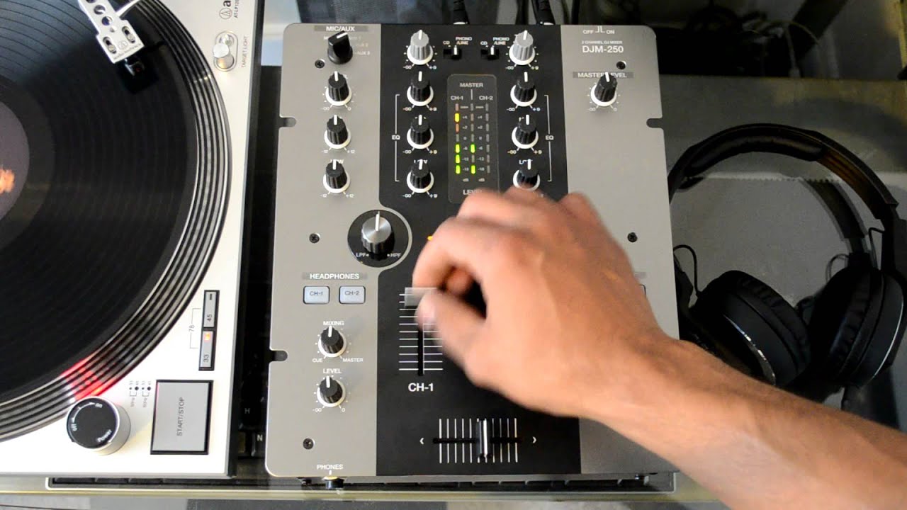 Pioneer DJM-250 Two-Channel Professional DJ Mixer HD-Video Review