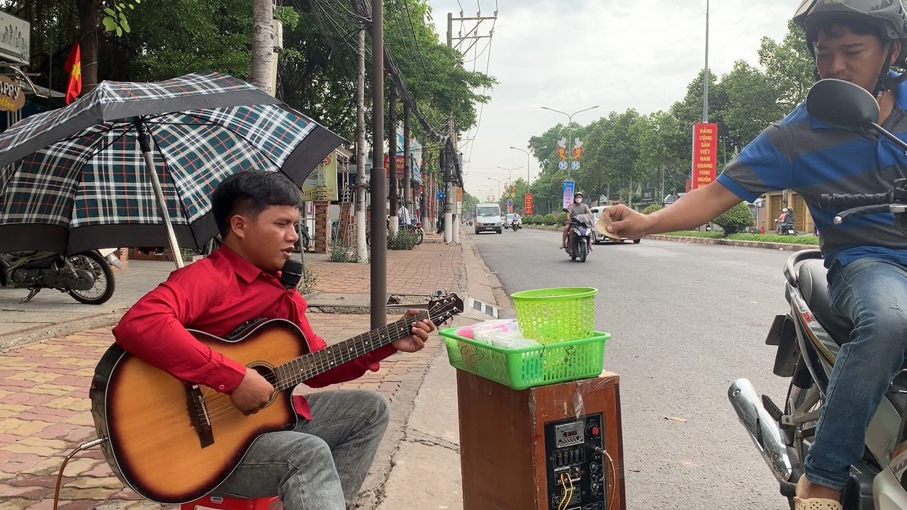 Giấc mơ Chapi | Guitar đường phố | Tiếng hát của anh thay cho lời anh mong ước.