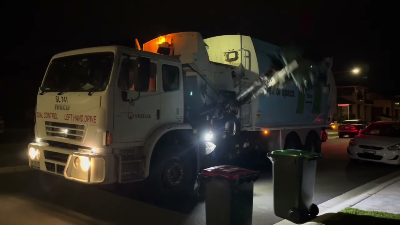 Campbelltown Garbage And Green Waste-SL856,SL741,SL985
