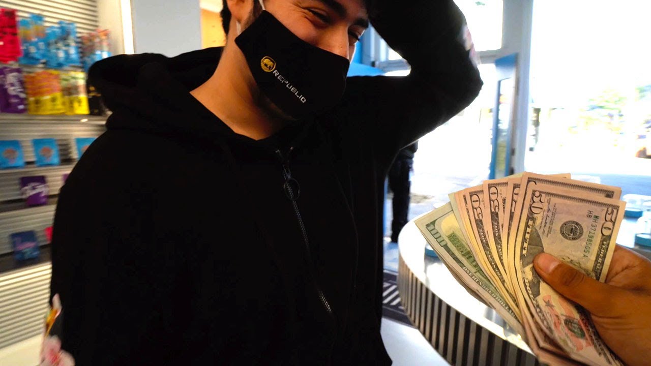 TAKING MY HIGH SCHOOL BEST FRIEND ON A $1000 SHOPPING SPREE (HE CRIED)