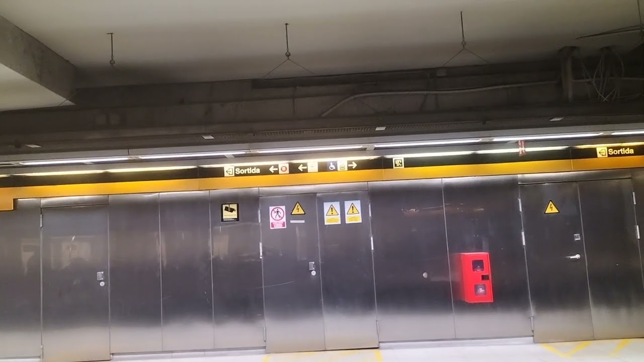 Metro Barcelona L4 Trayecto Maragall a Paseig de Gracia