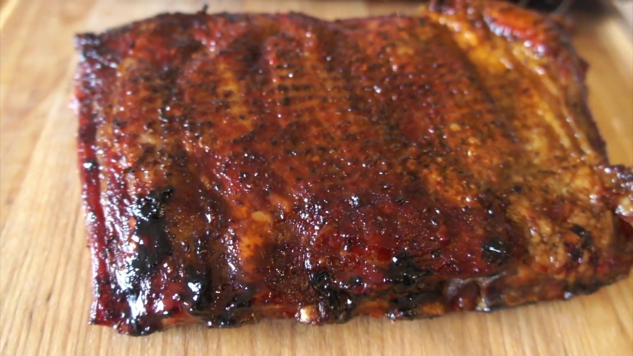 Review of (and cooking ribs in) the Bradley Automatic Smoker