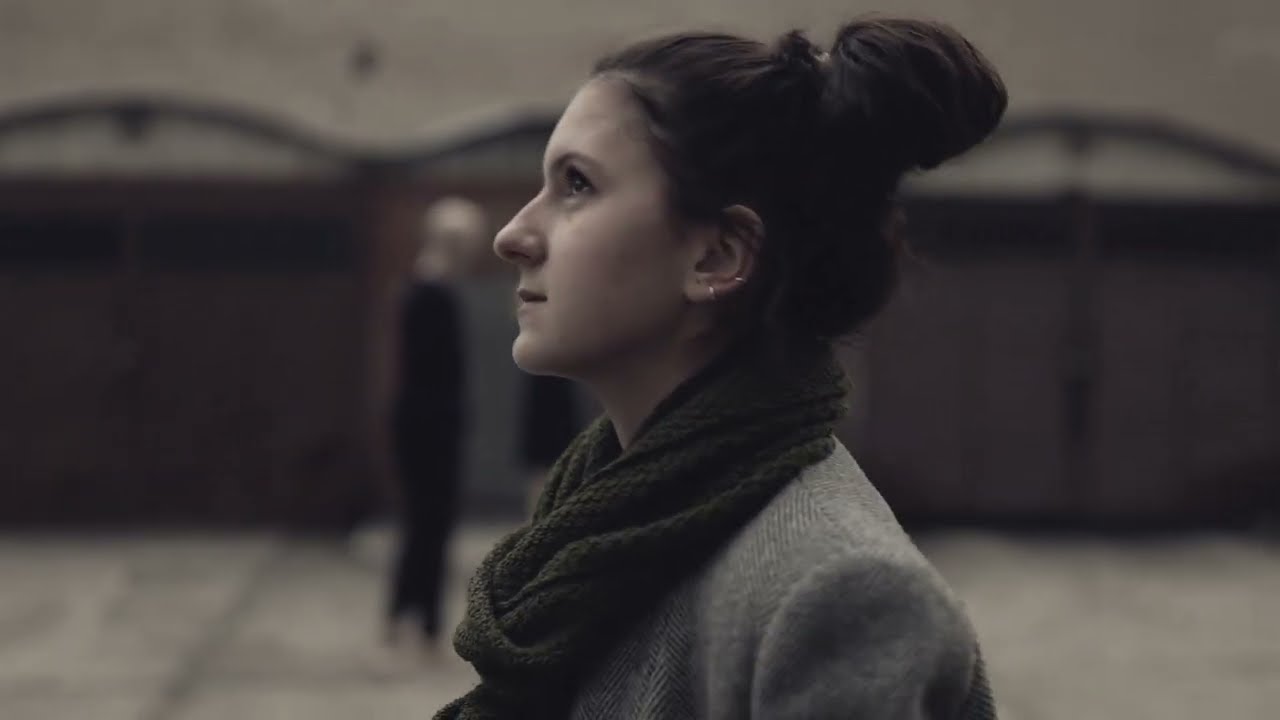 &Aacute;lljunk meg!-Amit magaddal hozt&aacute;l (Official Video)
