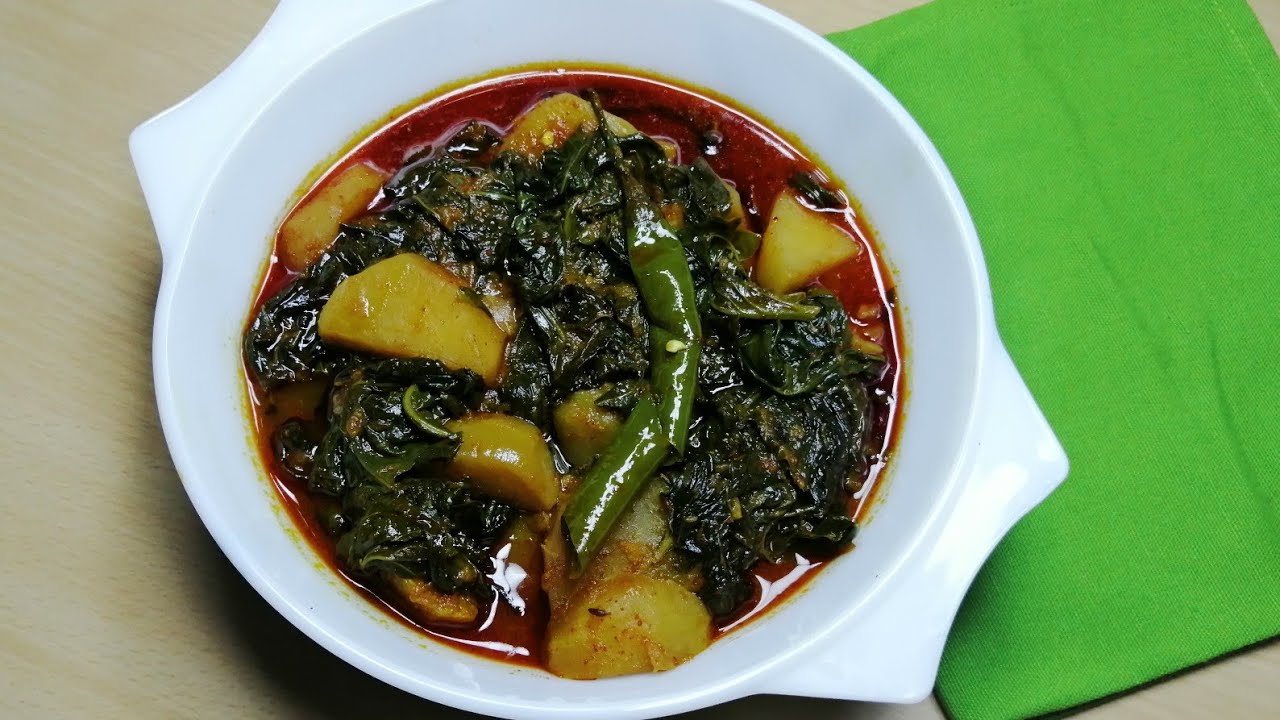#DailyBasicRecipeSeries Kashmiri Monjea Haakh || Kashmiri Style Knolkhol || Kashmiri Style Kohlrabi