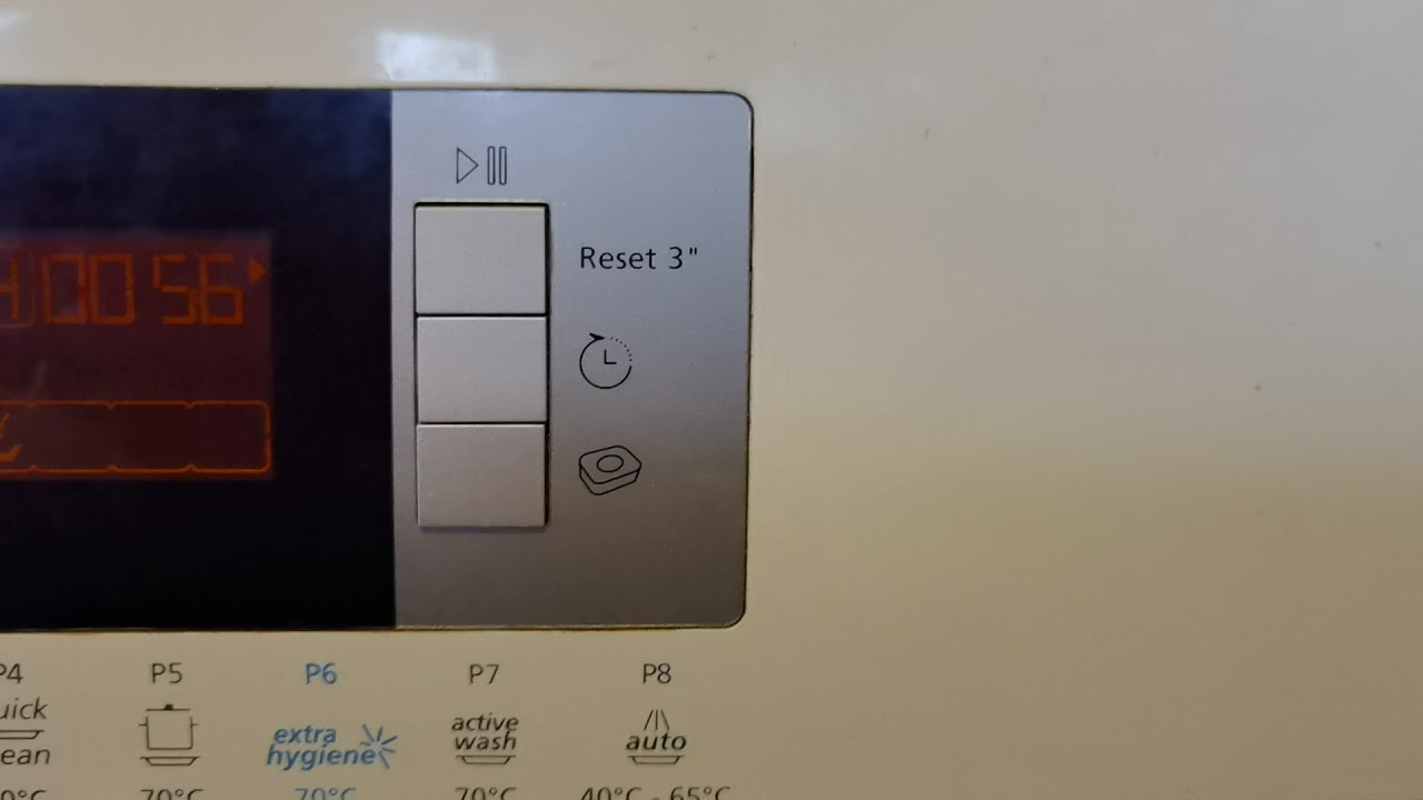 Beko dishwasher DFN6833