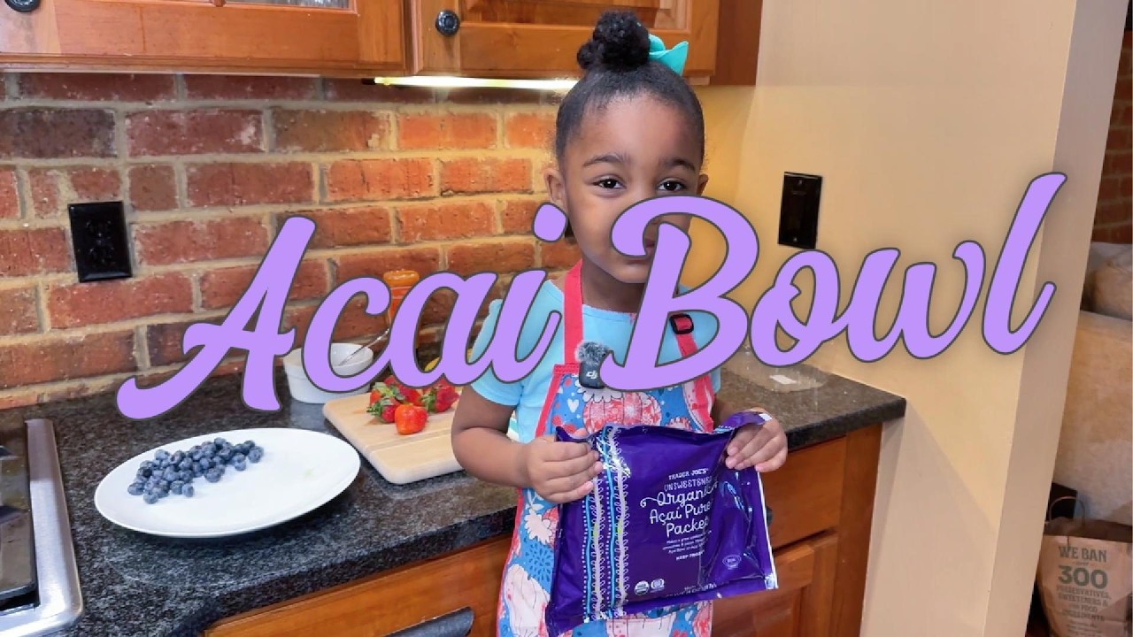 Cienna Makes the Cutest Açaí Bowl Ever 🍓🥣 | Healthy Kid Snack