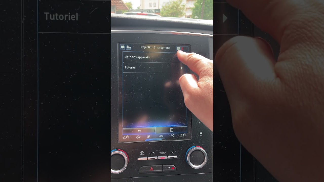 Renault Megane 4 - R-link 2 - Supprimer liste des appareils en projection smartphone (Vid&eacute;o 2/2)