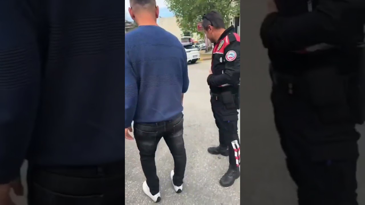 Dedim Ne Var / Bilo Baba Gbt Sorgusunda Özel Kimliğini Çıkarıyor..#dedimnevar
