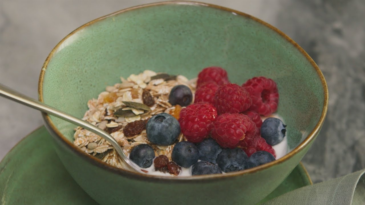 Il Muesli fatto in casa | Cucina economica con Csaba della Zorza