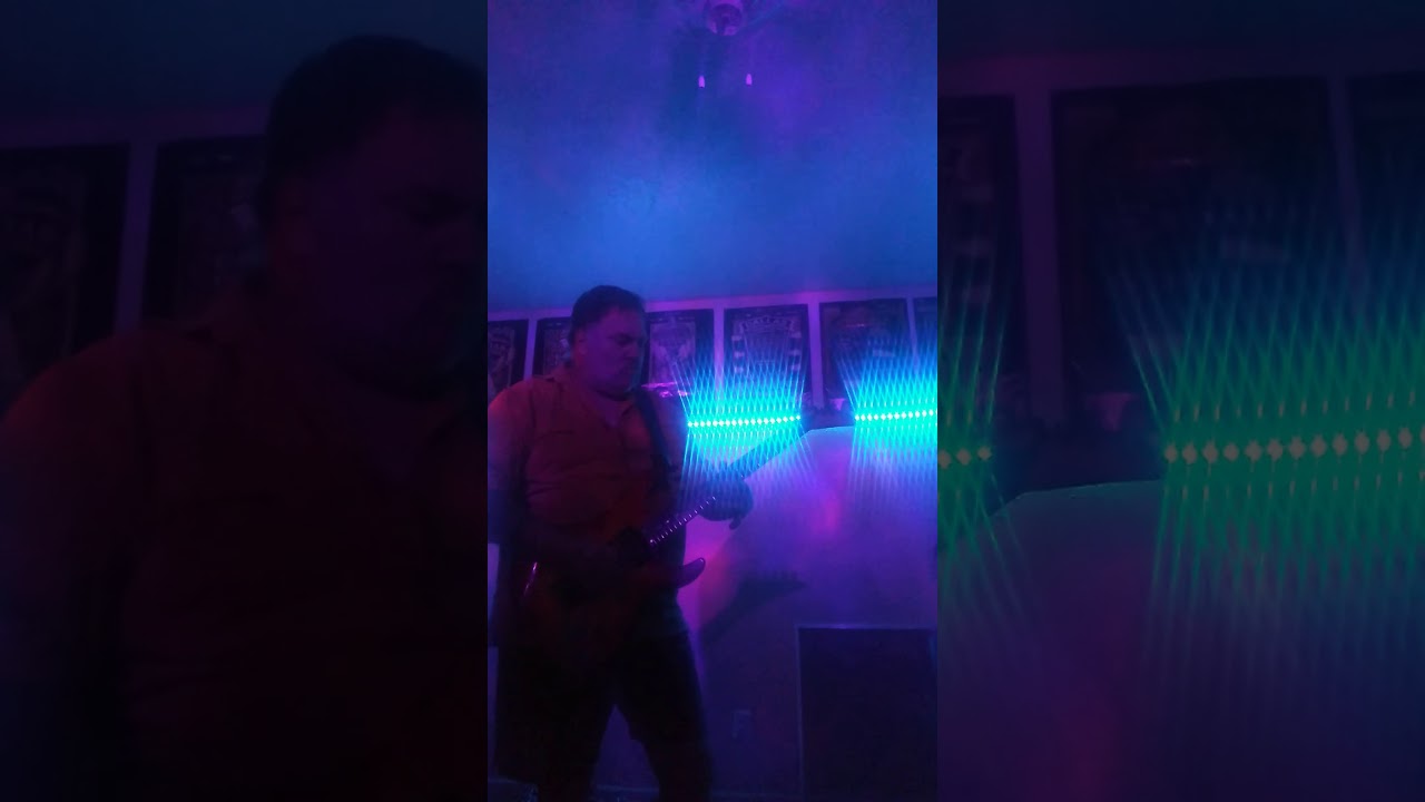 Hallelujah. Cover by Robert Carson