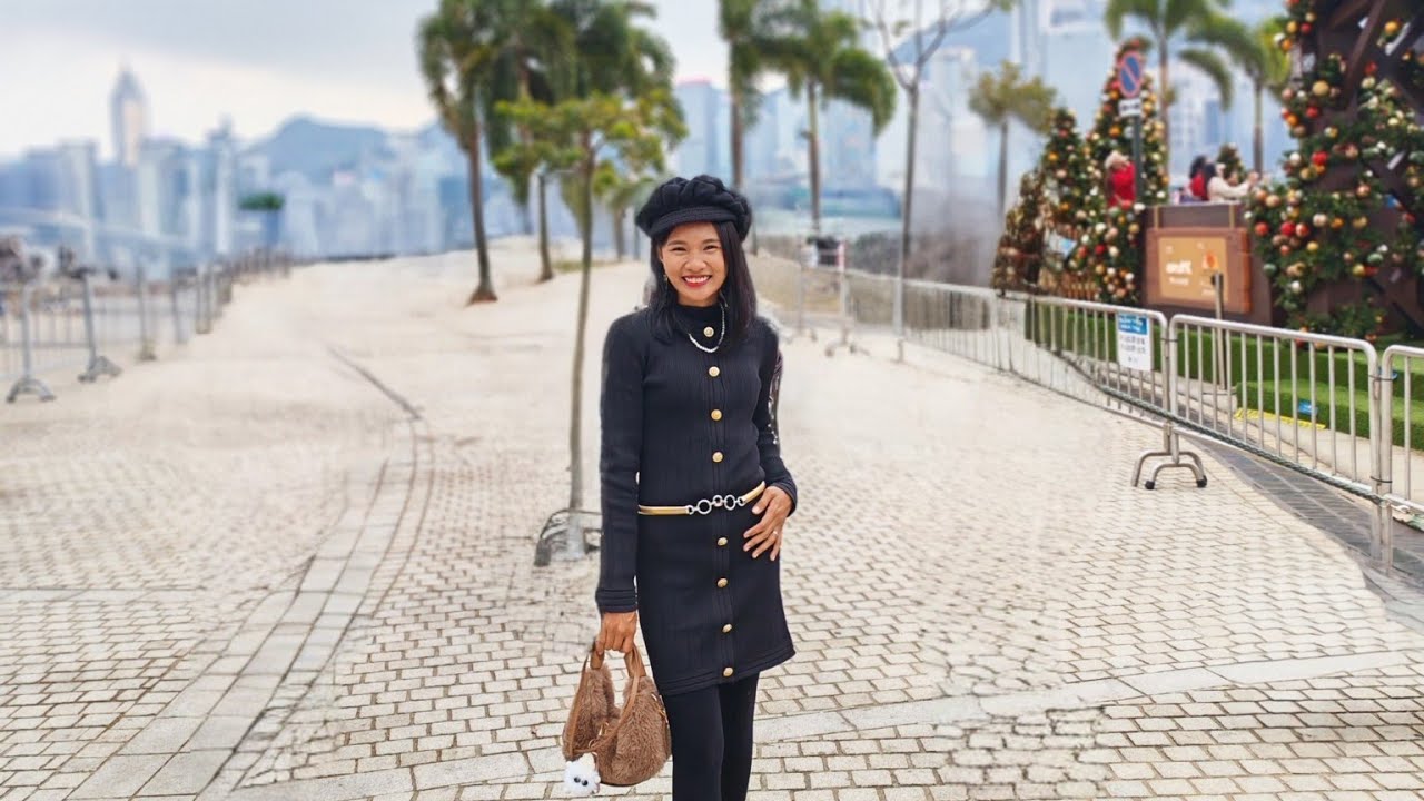 Lady in Black in HK - Journey 10