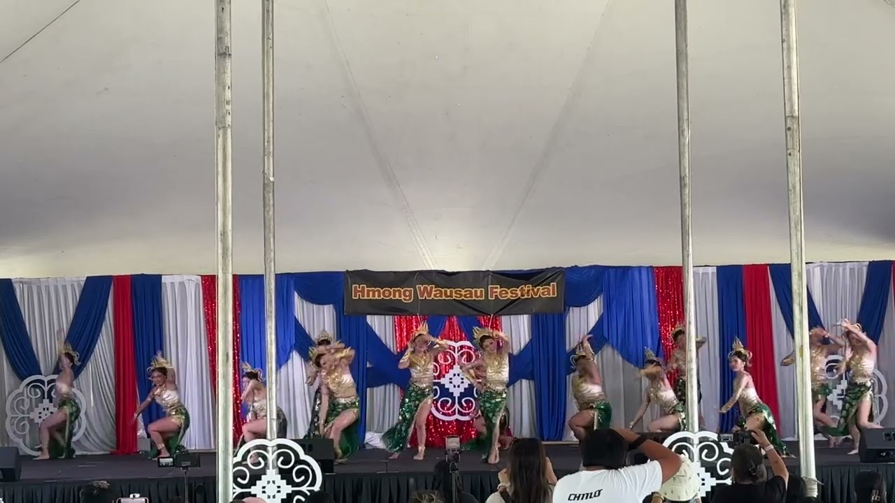 Tsheej Haj Dance - Wausau Hmong Festival 2025 (Day 2)