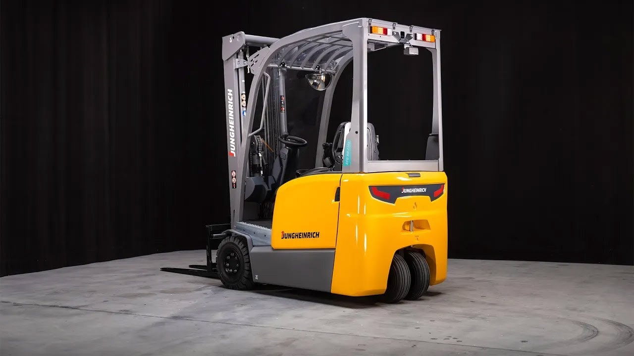 Zo werkt uw elektrische heftruck EFG BB 216K & EFG BC 316-320 | Jungheinrich