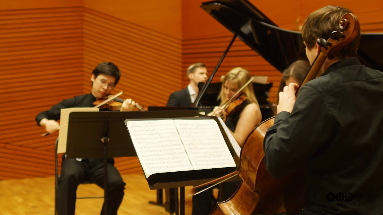 Dracula Suite - Philip Glass | Rubik Ensemble