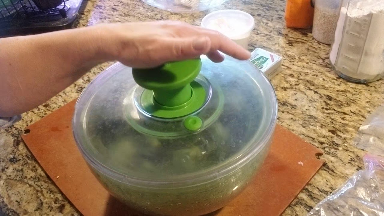 Freezing Spinach (QUICK-TIP)