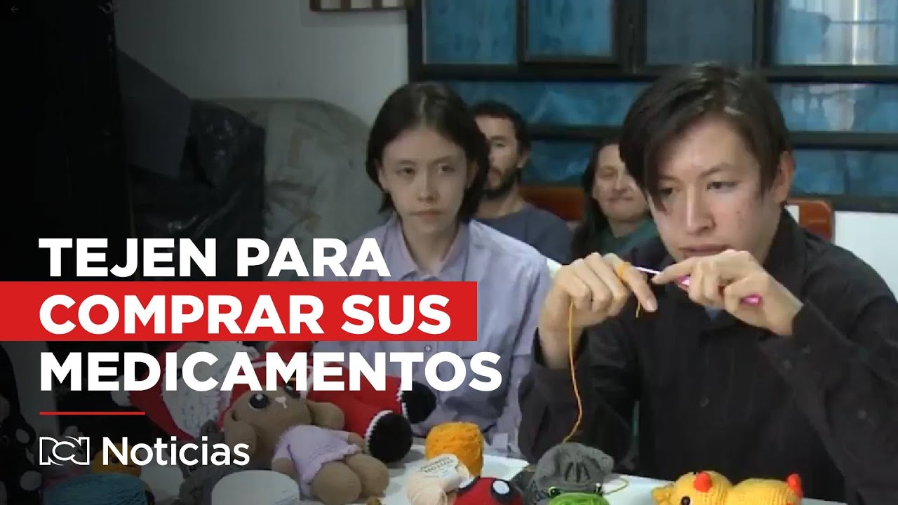 Los tres crocheteros se unen para reunir recursos