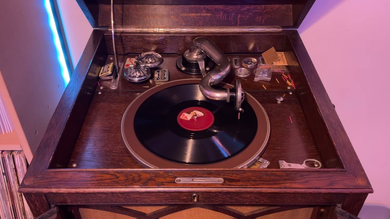 Mein Entzückendes Fräulein - Robert Gaden Mit Sein Orchester - His Master's Voice E.G.3821 - HMV 163