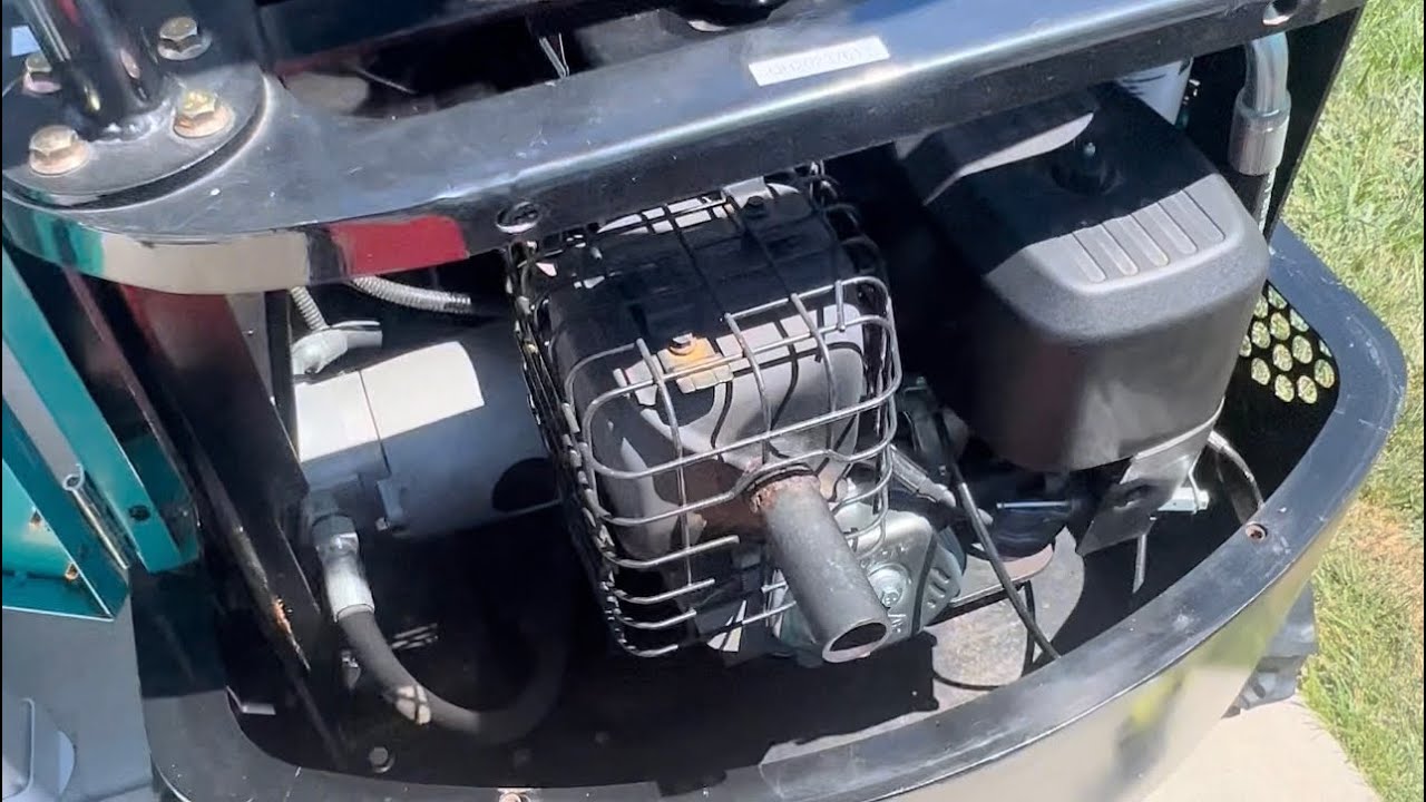 Valve Adjustment On Chinese Mini Excavator With Briggs and Stratton Engine.  Subscriber Requested.