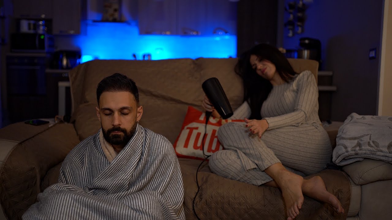 Rilassati con Noi dopo una Brutta giornata con un confortevole ASMR Asciugacapelli e Luci Soffuse